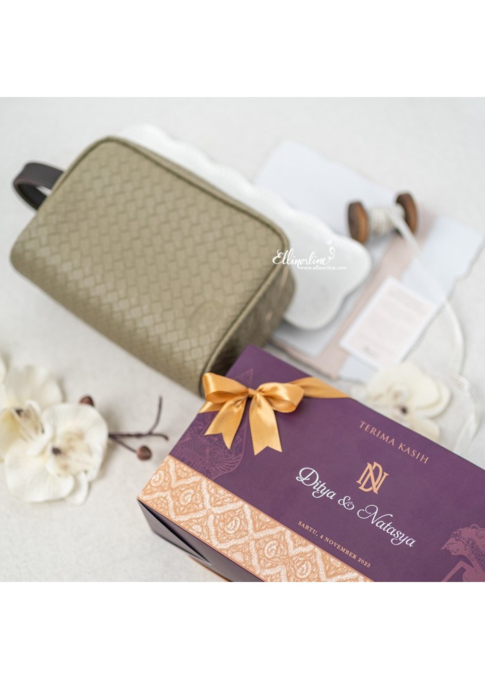 Leather Toiletries